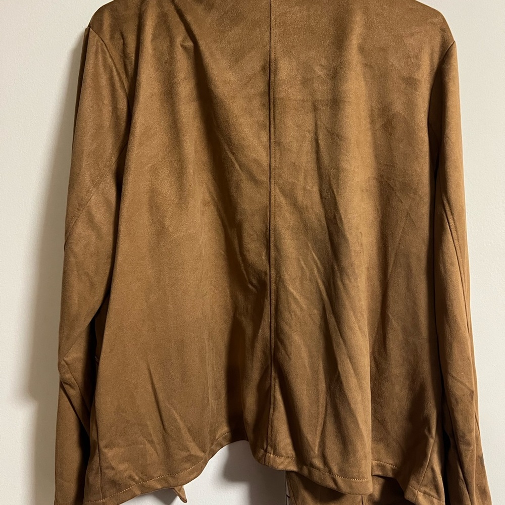 Jacket - Picture 2 of 3